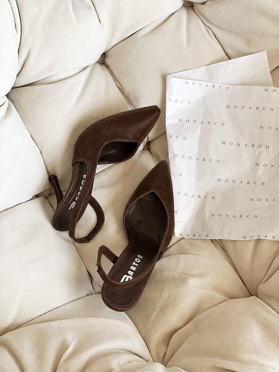تصویر پست از @monarchshoe