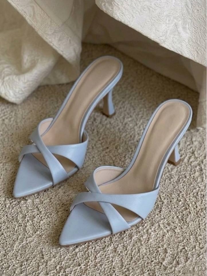 تصویر پست از @monarchshoe — 5/9