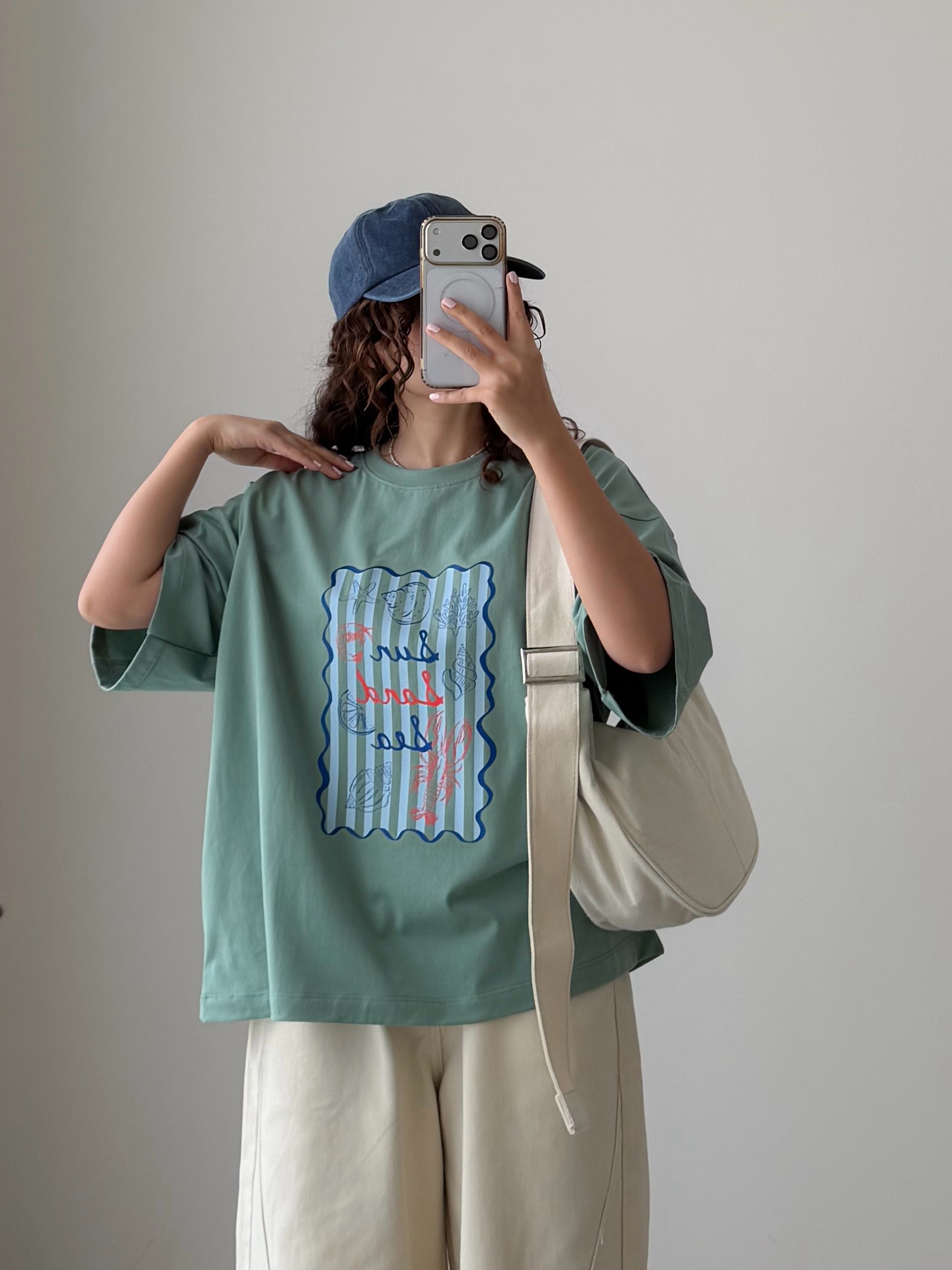 تصویر پست از @bonami_gallery — 5/16