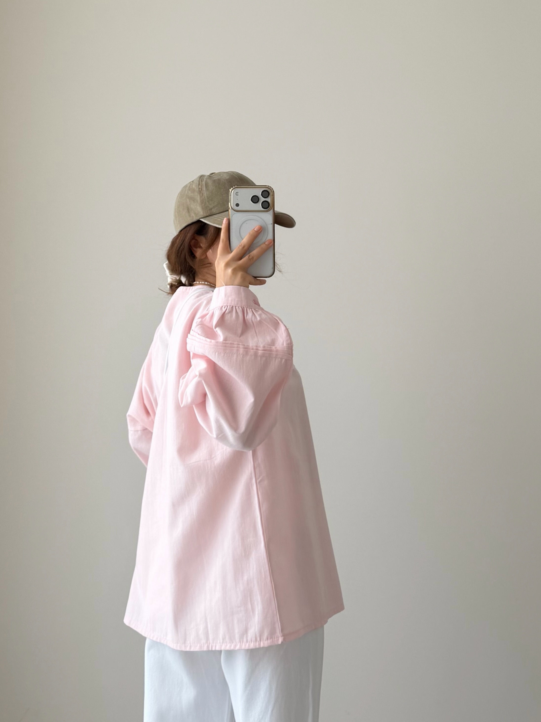 تصویر پست از @bonami_gallery — 11/17