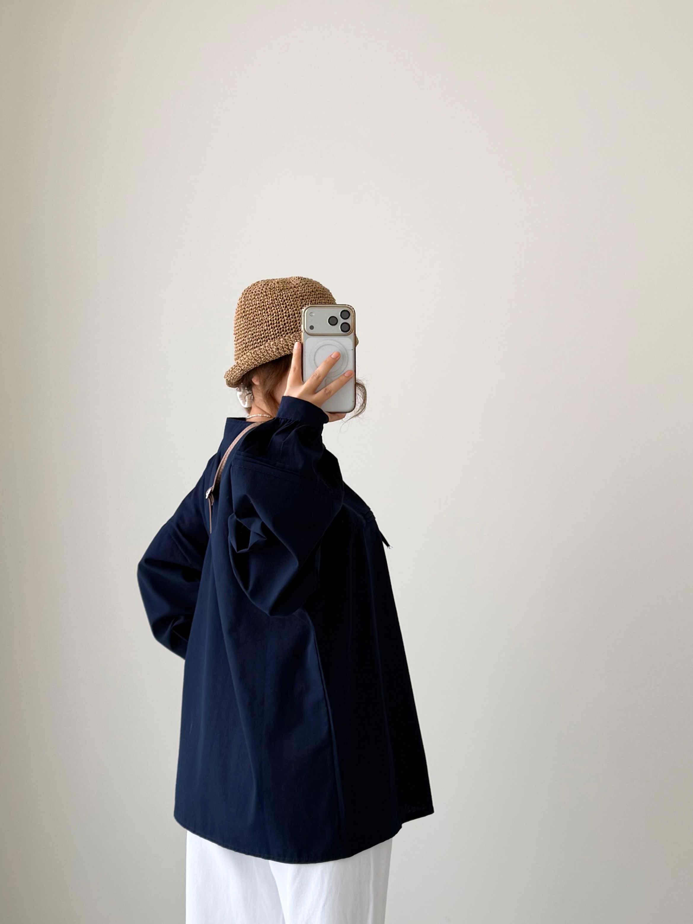 تصویر پست از @bonami_gallery — 6/17