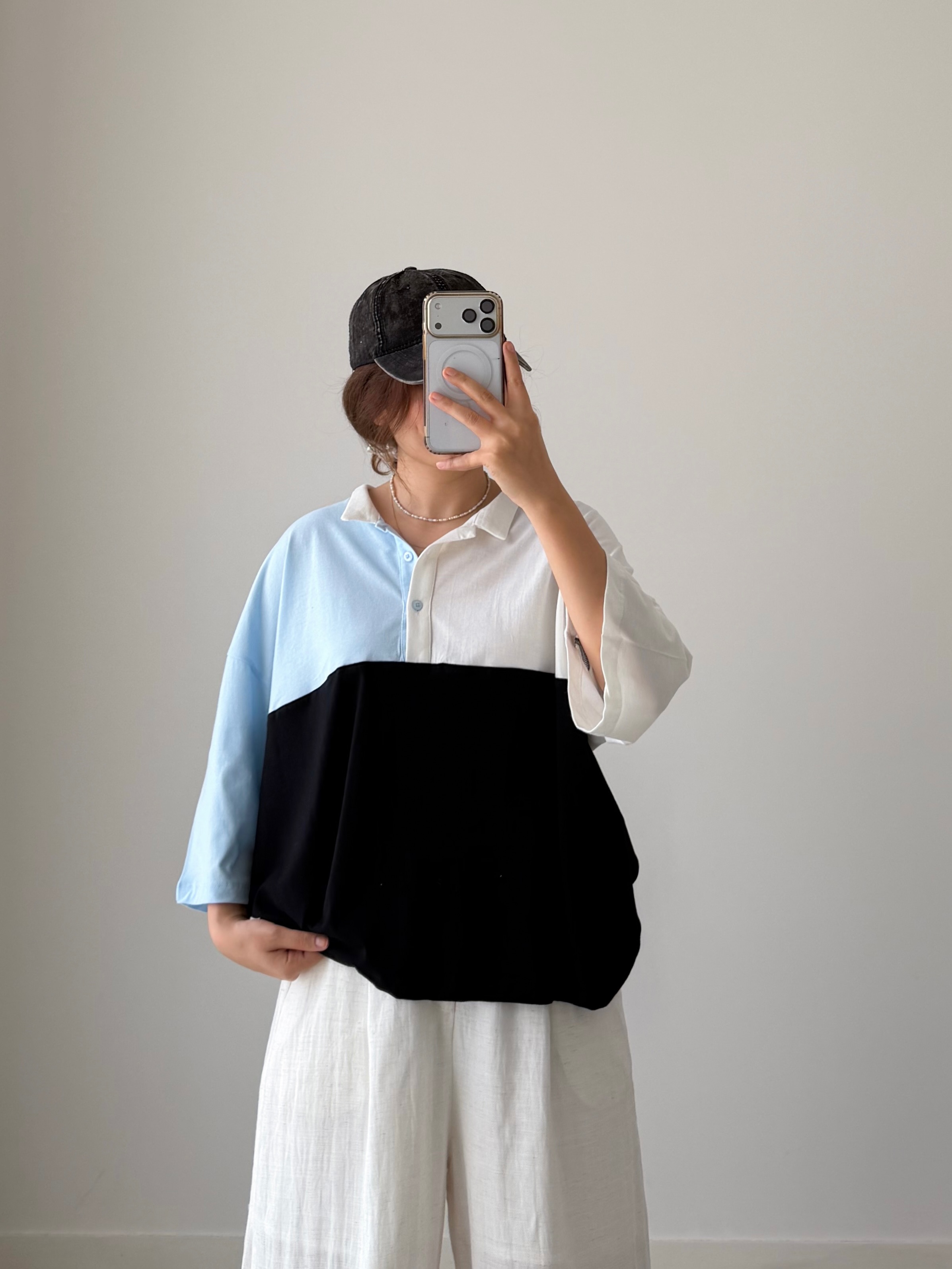 تصویر پست از @bonami_gallery — 5/17
