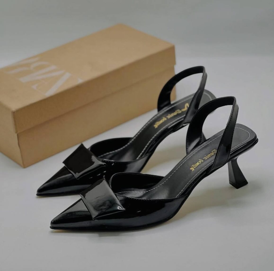 تصویر پست از @monarchshoe — 3/5