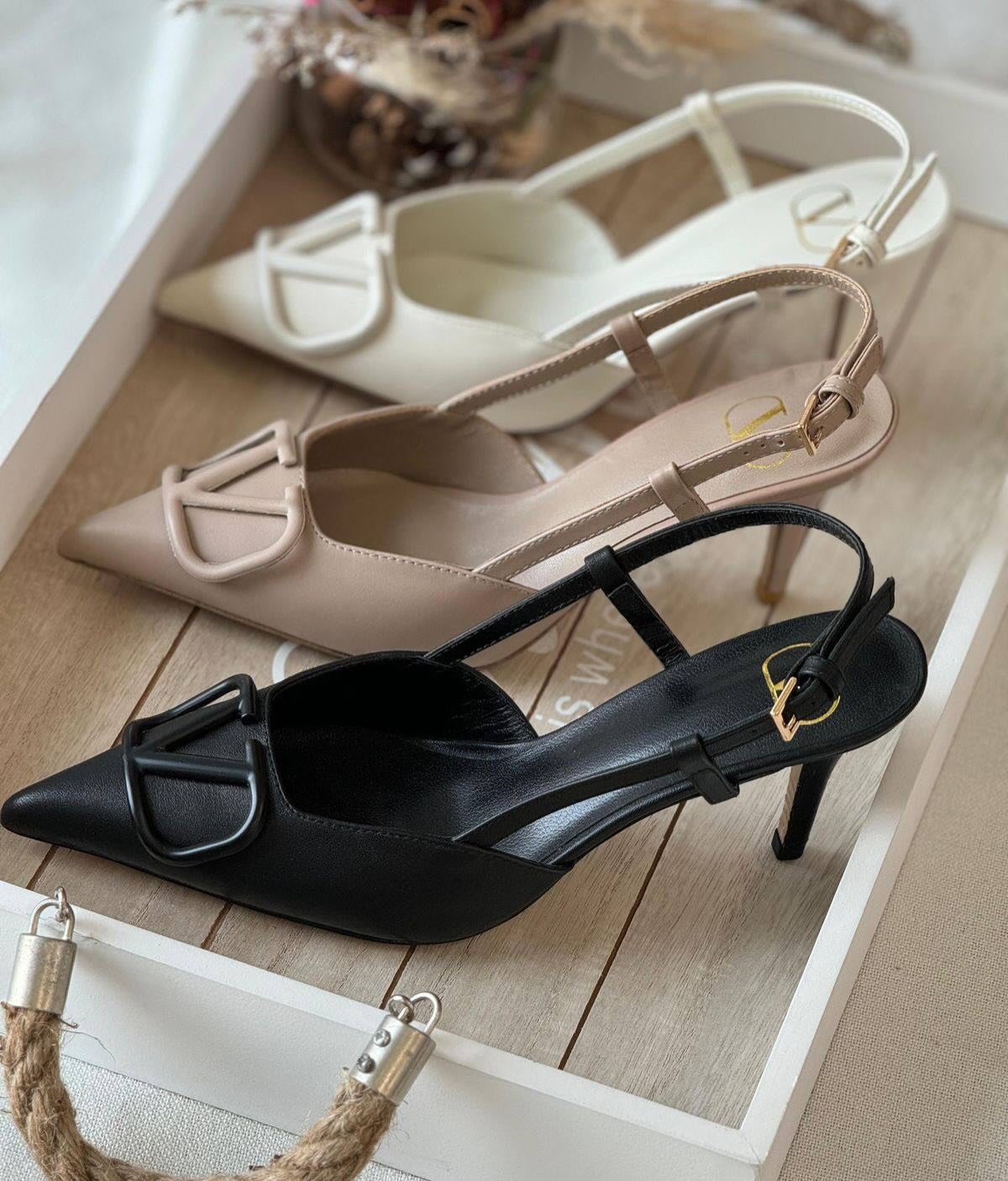 تصویر پست از @monarchshoe — 6/7