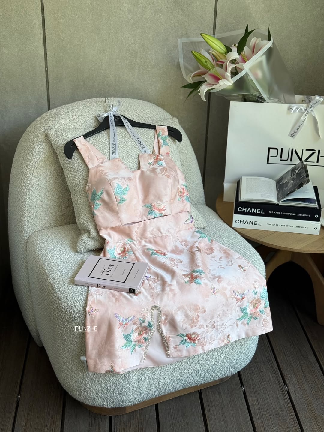 تصویر پست از @punzhe_dress — 5/8