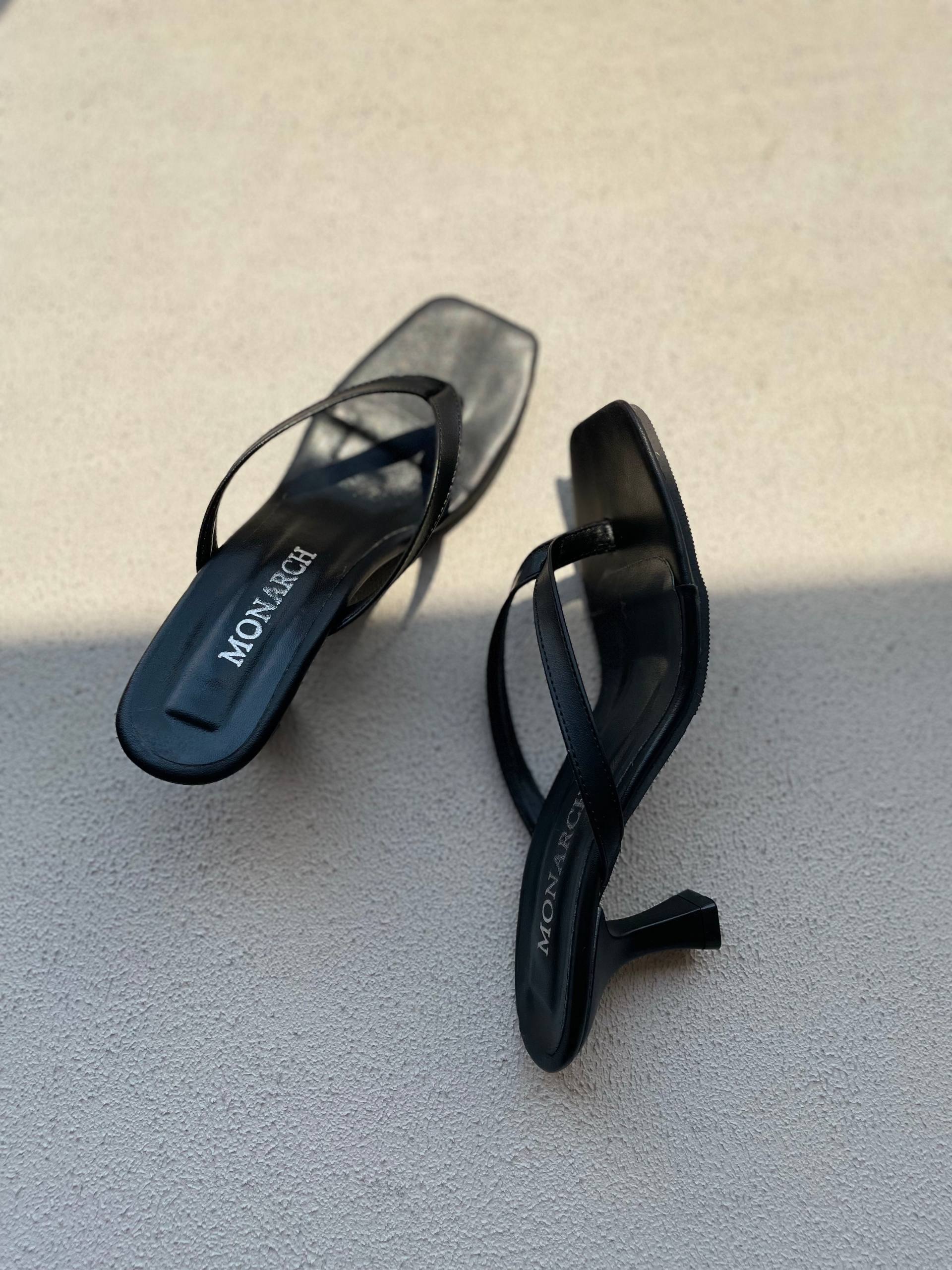 تصویر پست از @monarchshoe — 4/11