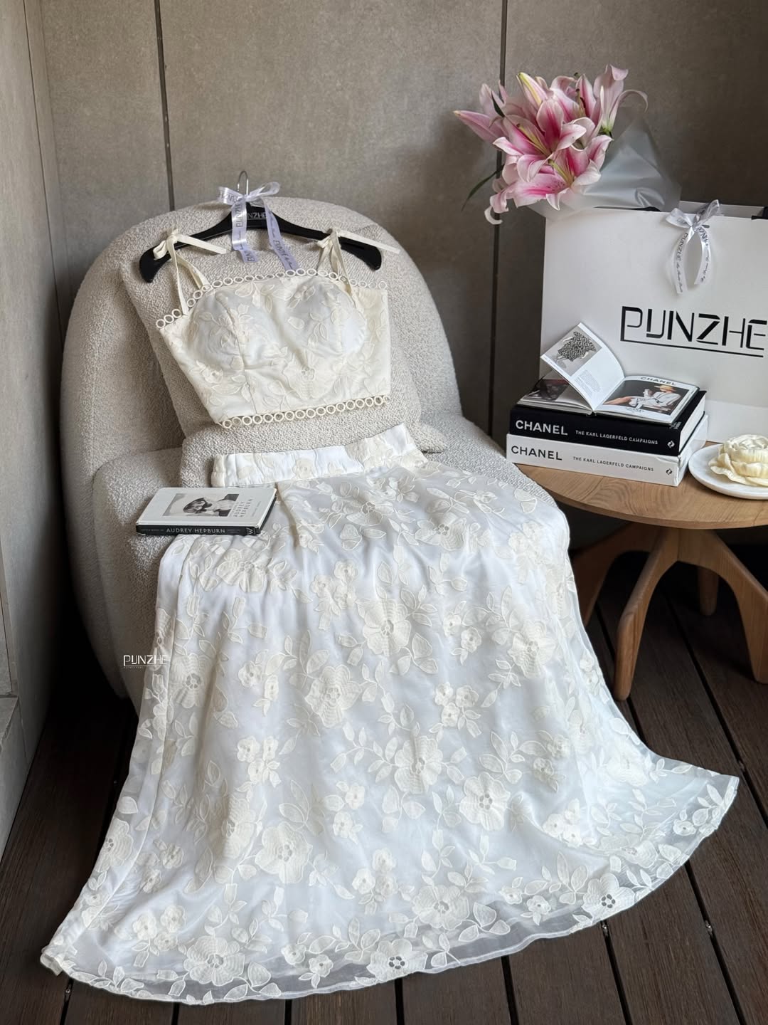تصویر پست از @punzhe_dress — 4/7