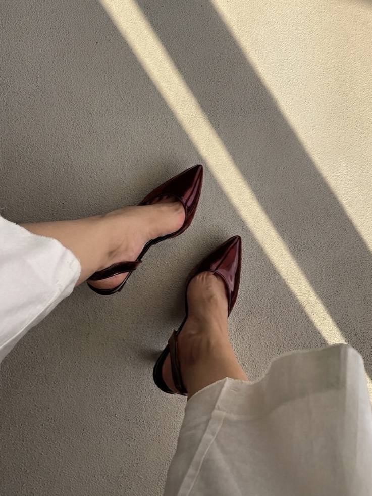 تصویر پست از @monarchshoe — 2/7