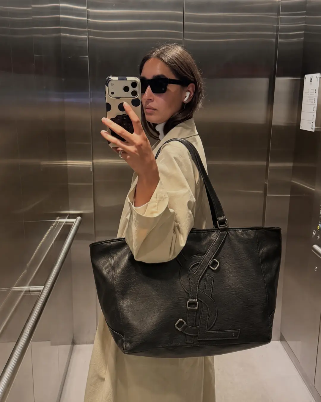 تصویر پست از @sara.handbag — 2/4