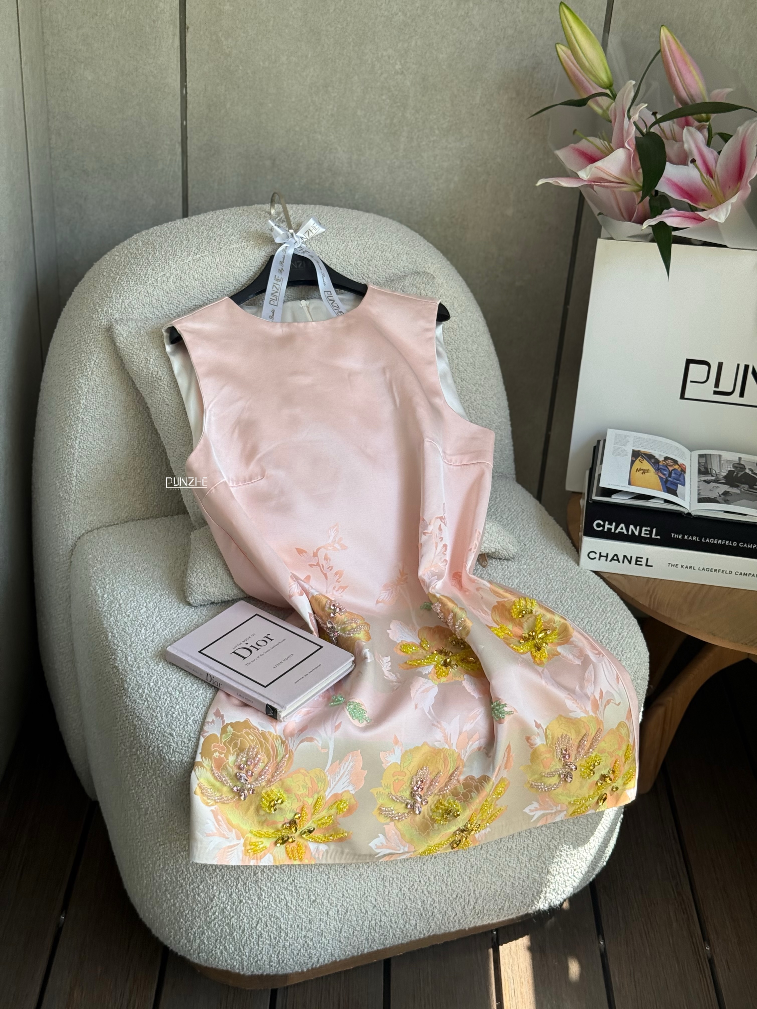 تصویر پست از @punzhe_dress — 5/10