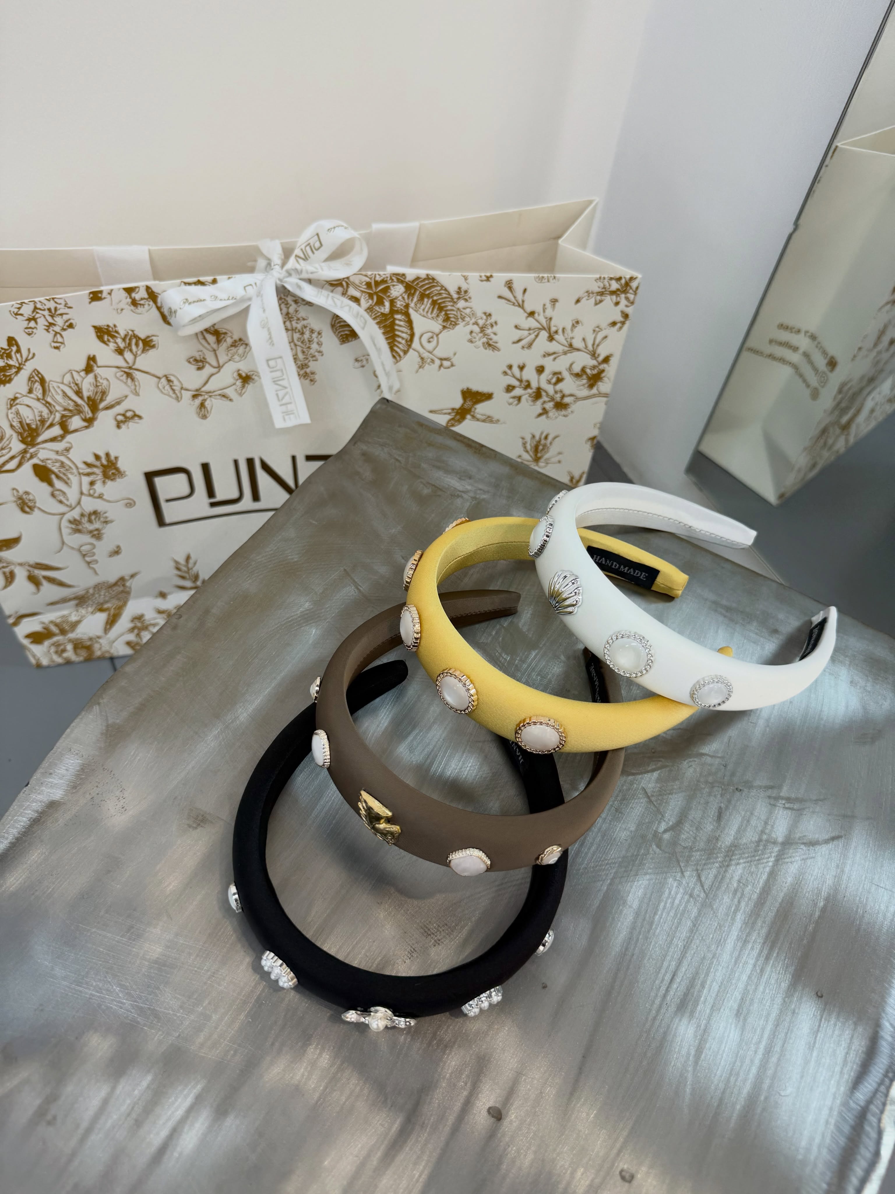 تصویر پست از @punzhe_dress — 8/8