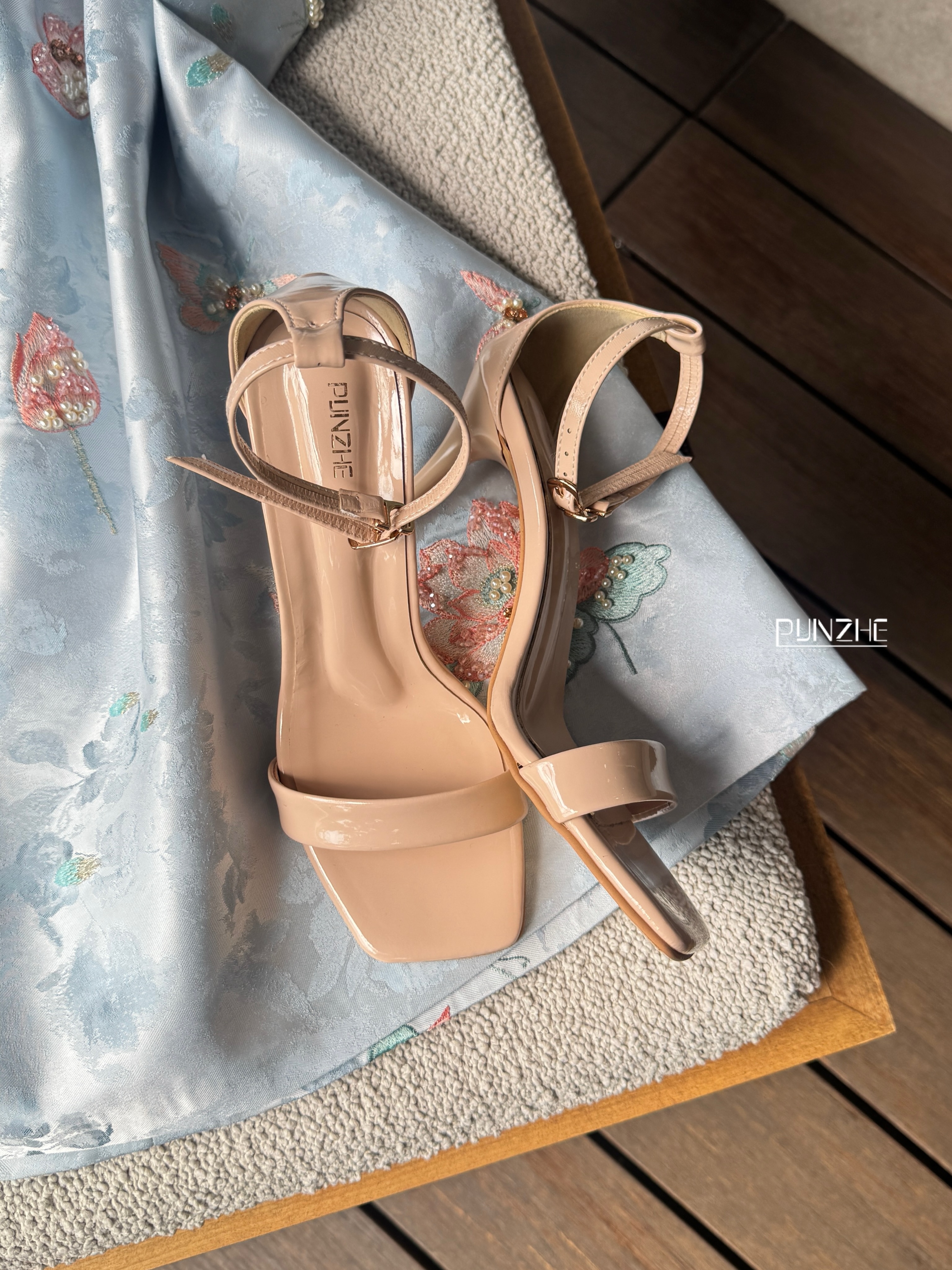 تصویر پست از @punzhe_dress — 6/6