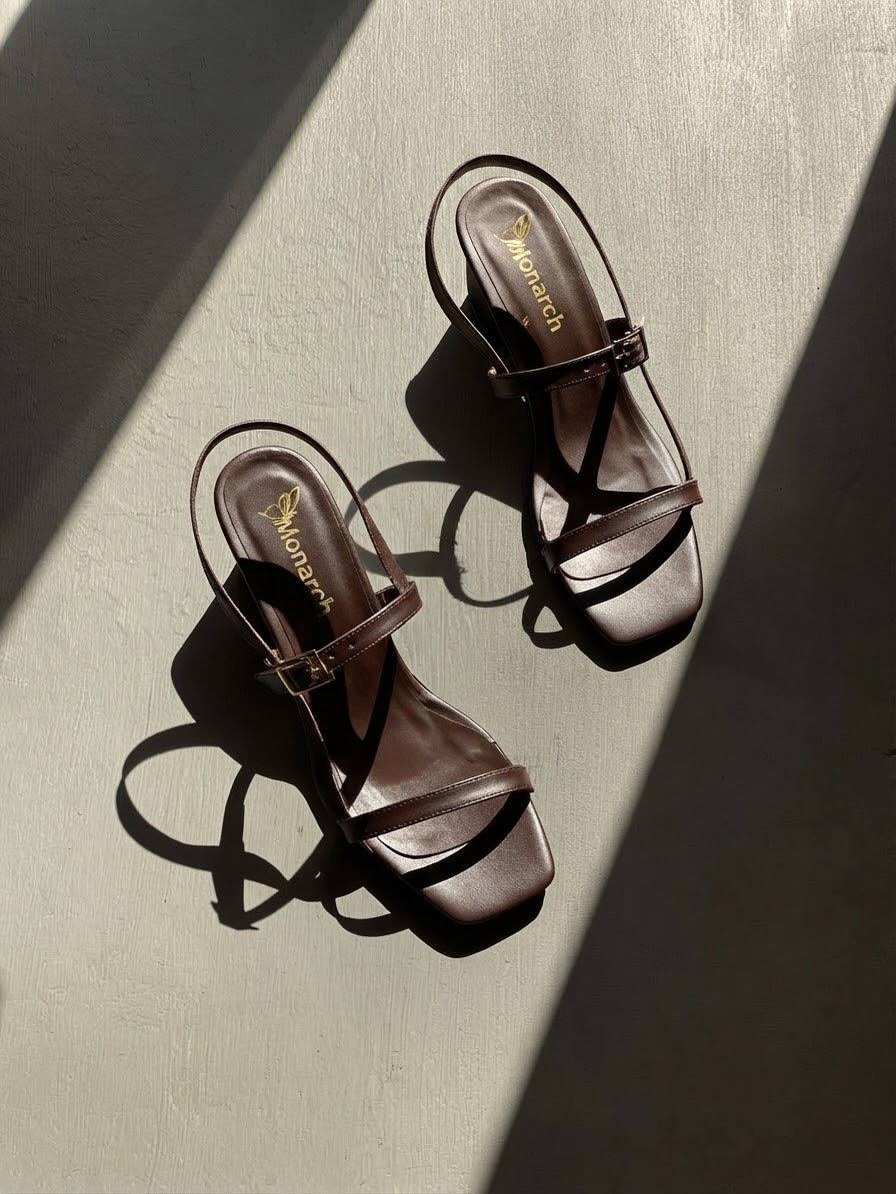 تصویر پست از @monarchshoe — 6/10