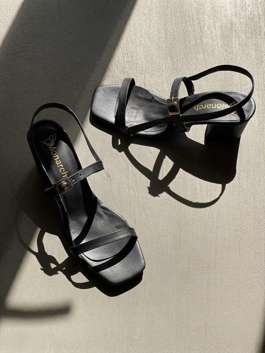 تصویر پست از @monarchshoe — 7/10