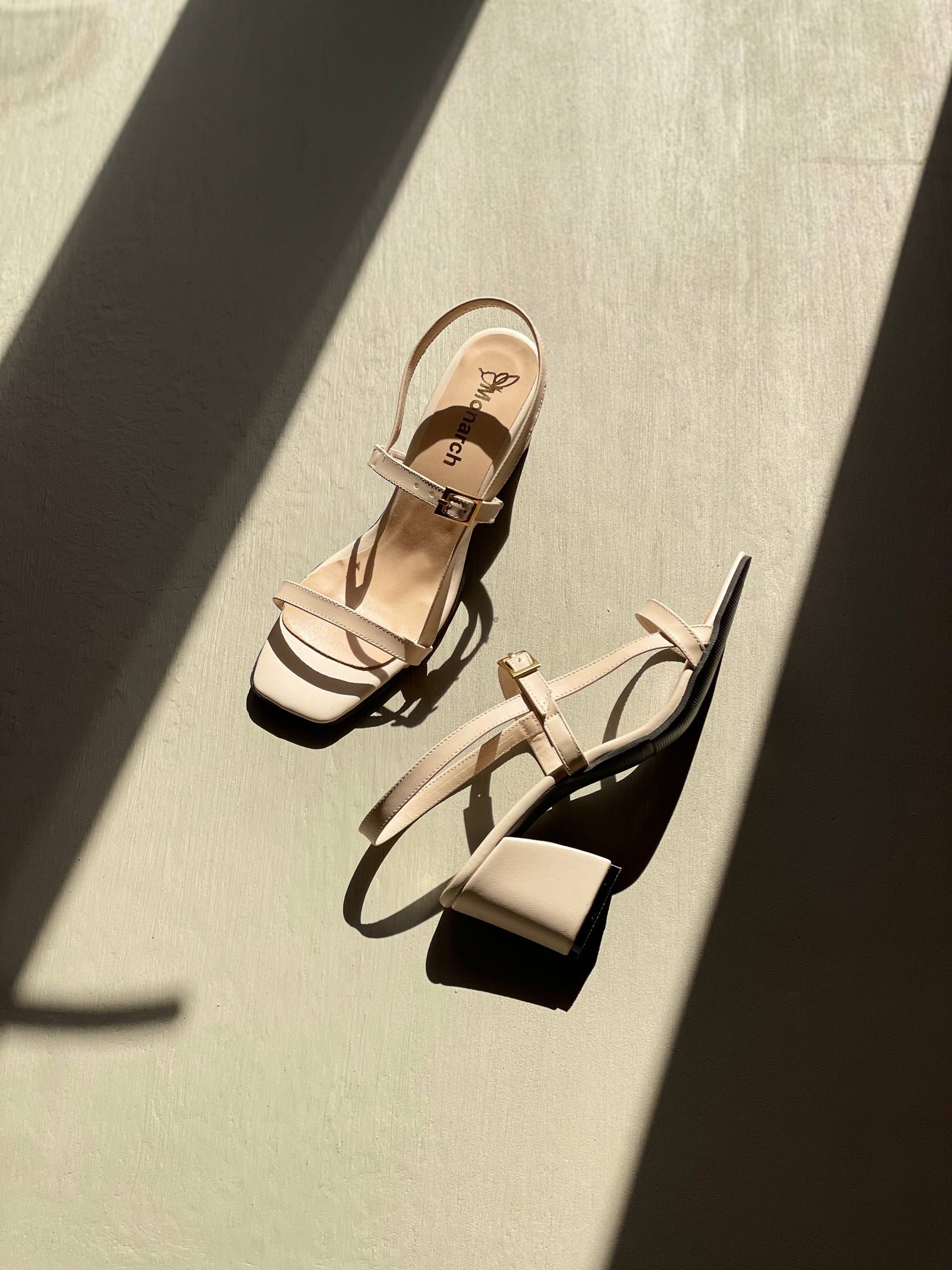 تصویر پست از @monarchshoe — 8/10