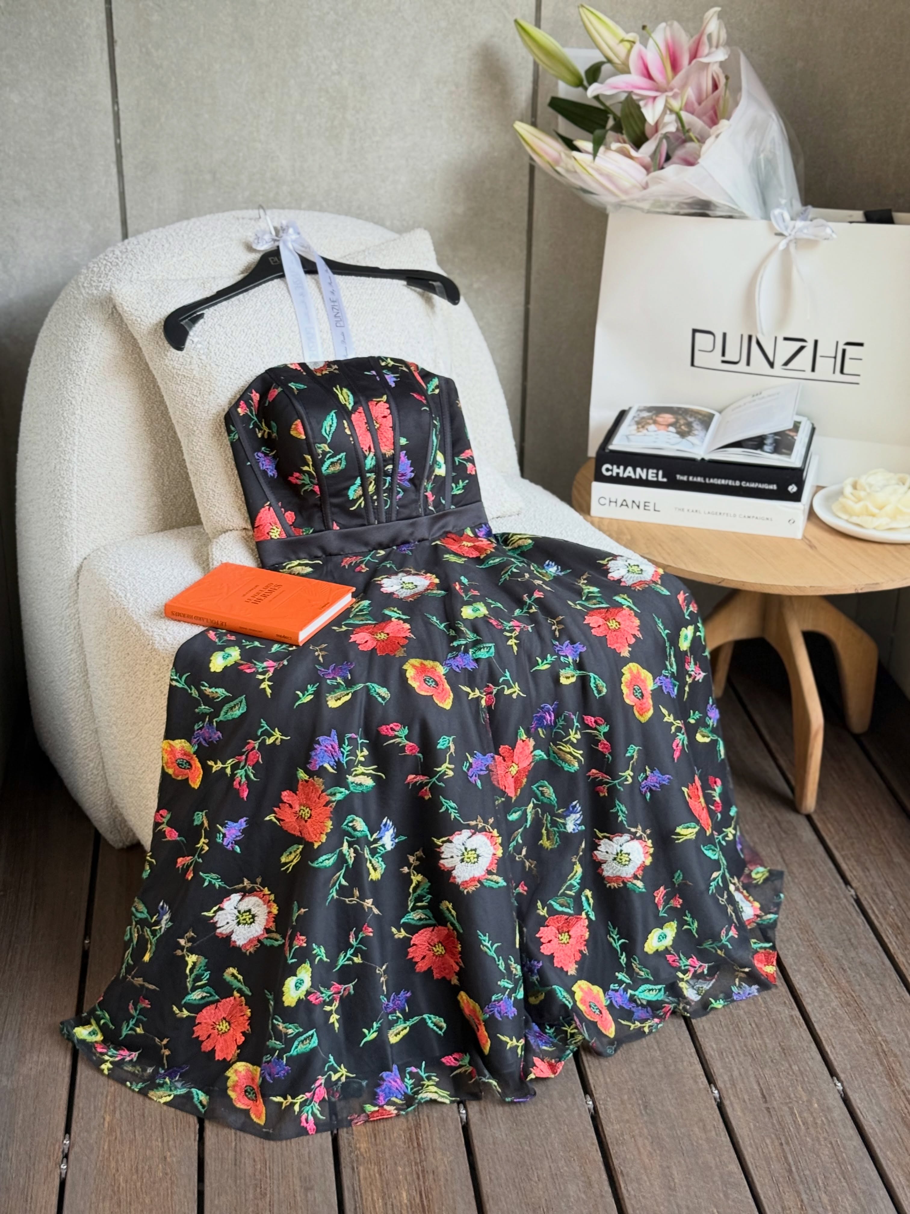 تصویر پست از @punzhe_dress — 5/6