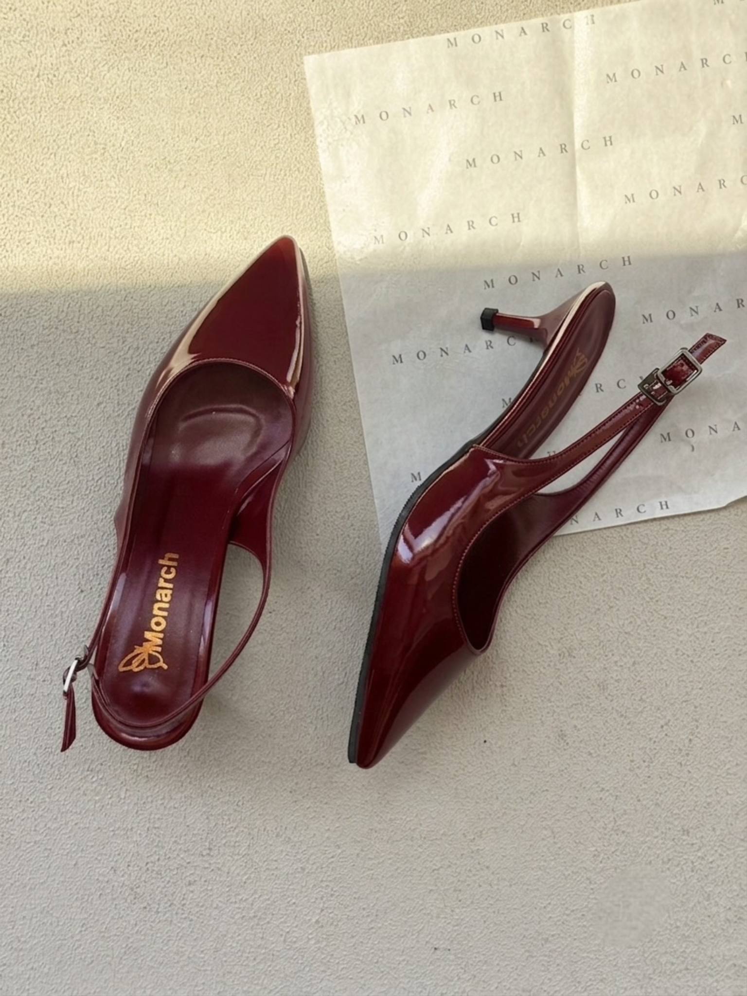 تصویر پست از @monarchshoe — 3/10