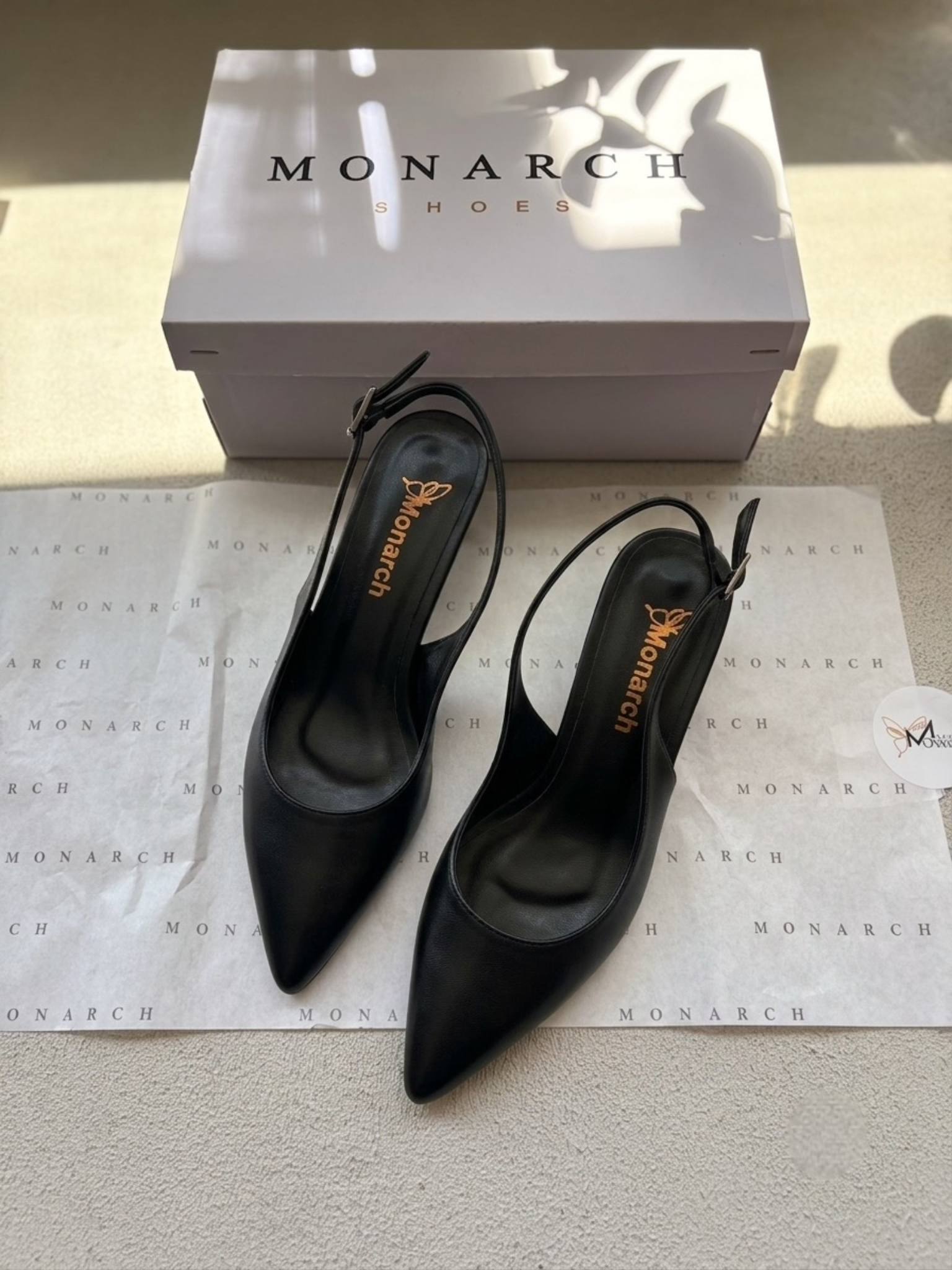 تصویر پست از @monarchshoe — 5/10