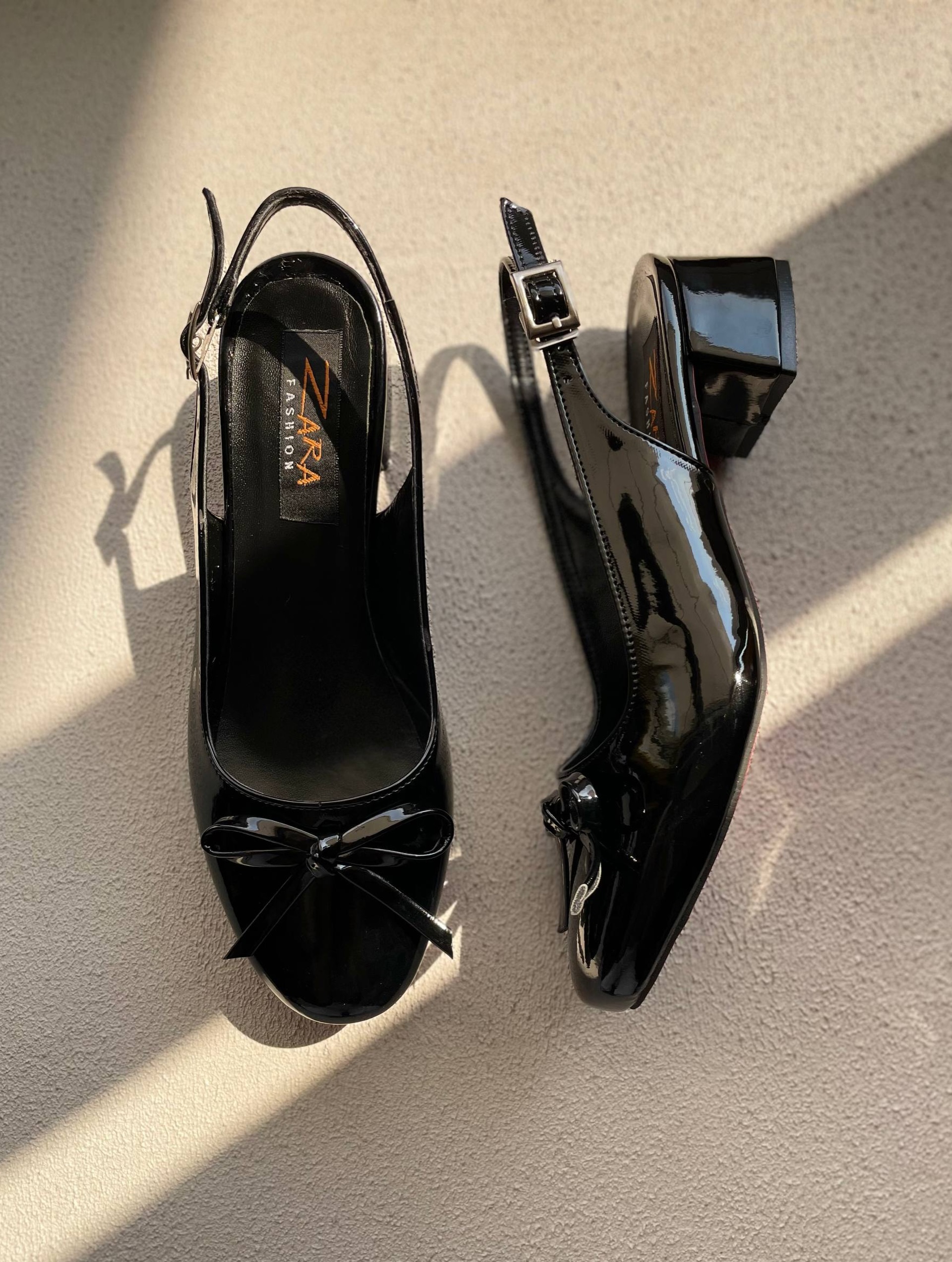 تصویر پست از @monarchshoe — 4/10